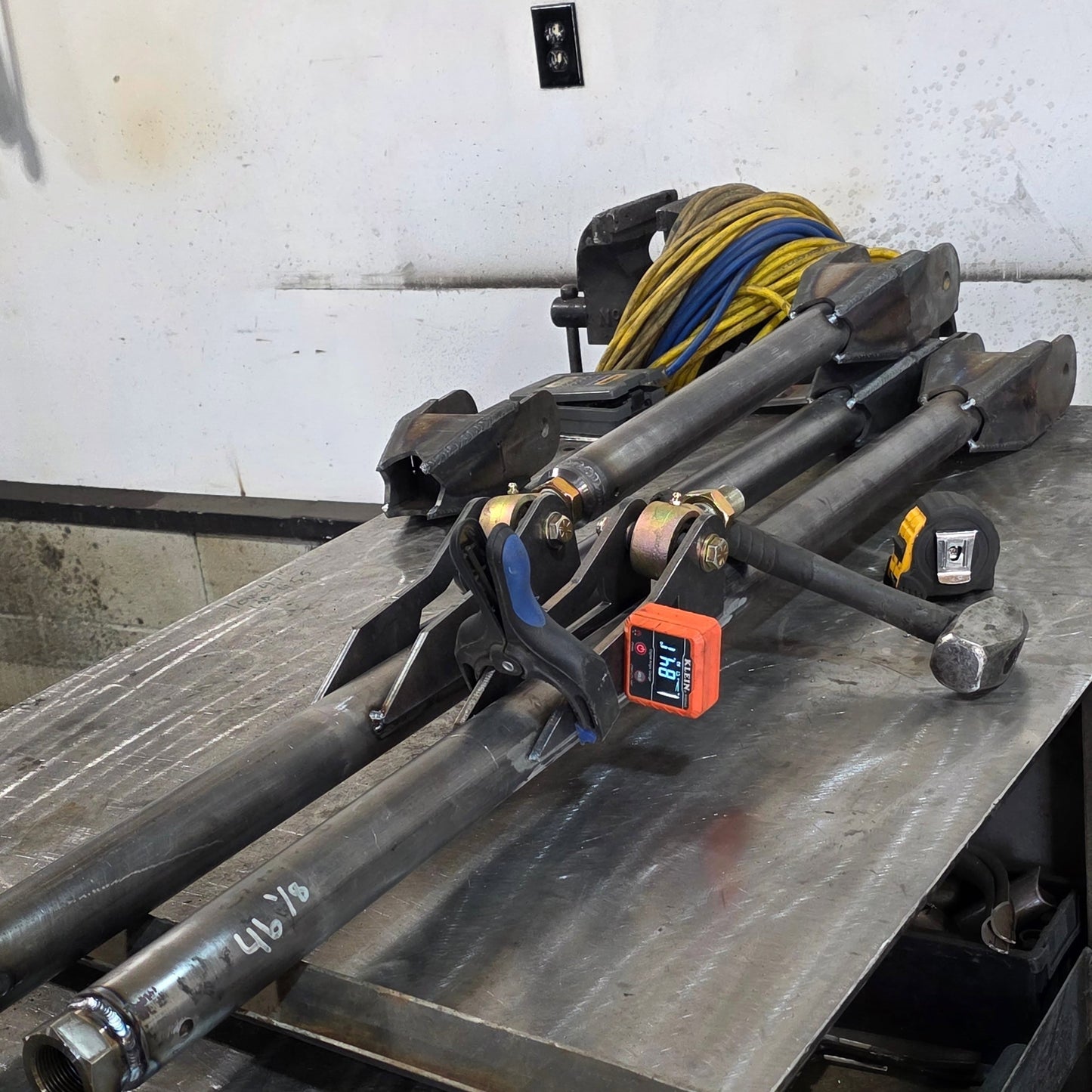 Universal Radius Arms