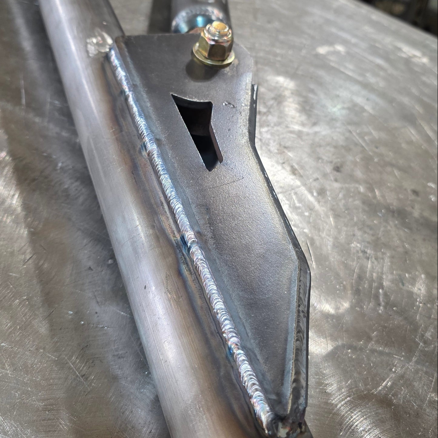 Universal Radius Arms